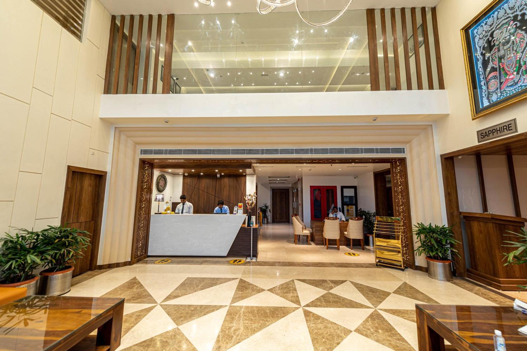 The Elite Lucknow Convention Hotel Exterior foto